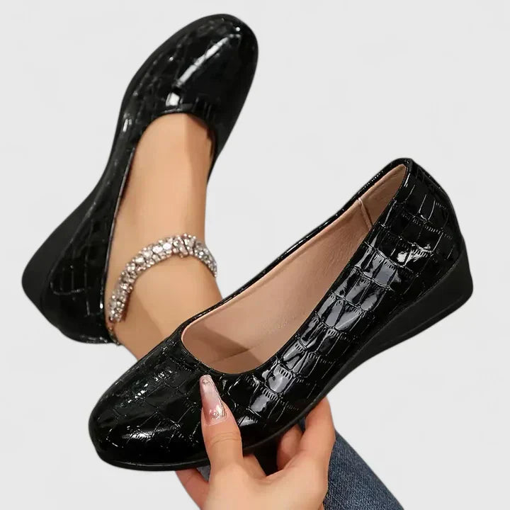 Zemiryahh | Elegant Shoes with Soft Wedge