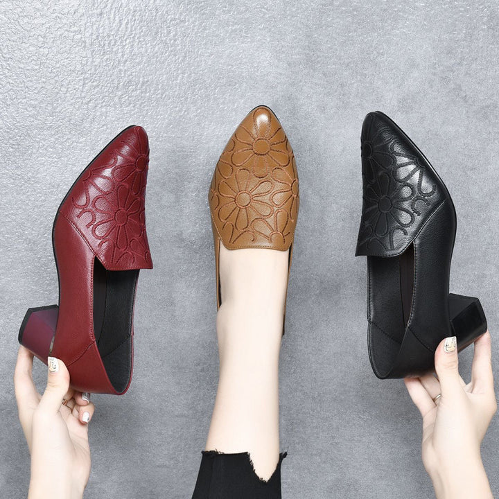 Elodie | Elegant Pumps in Soft Leather with Embroidery