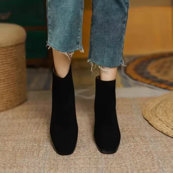 Viola | Suede Ankle Boots with Medium Heel