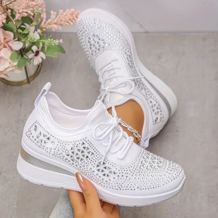Isabelle | Orthopedic shoes decorated with rhinestones