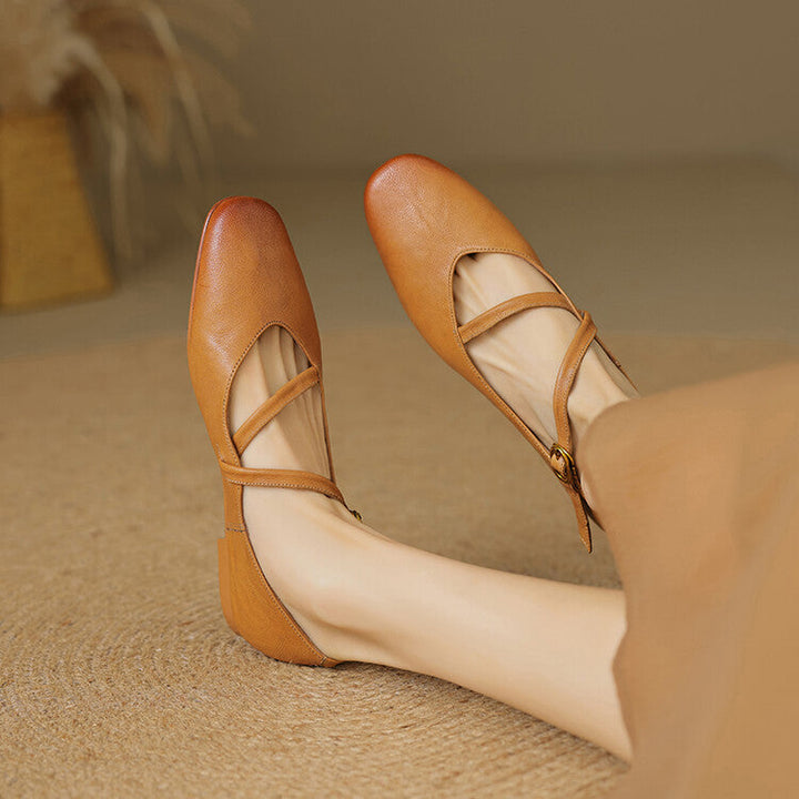Camille | leather ballerina with ankle strap