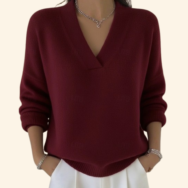 Noor | Soft Knit with V-Neck