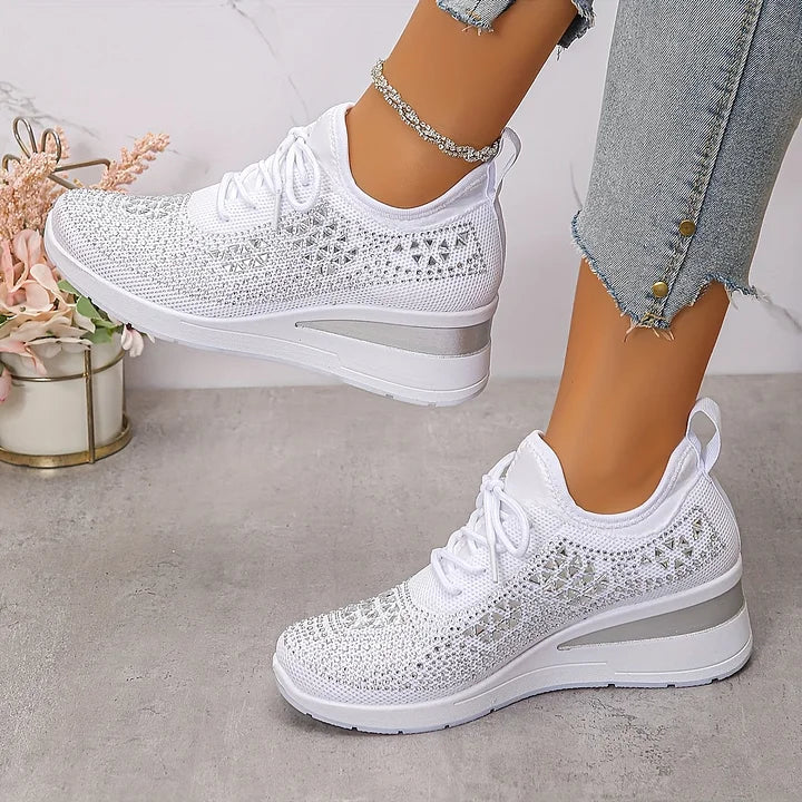 Isabelle | Orthopedic shoes decorated with rhinestones